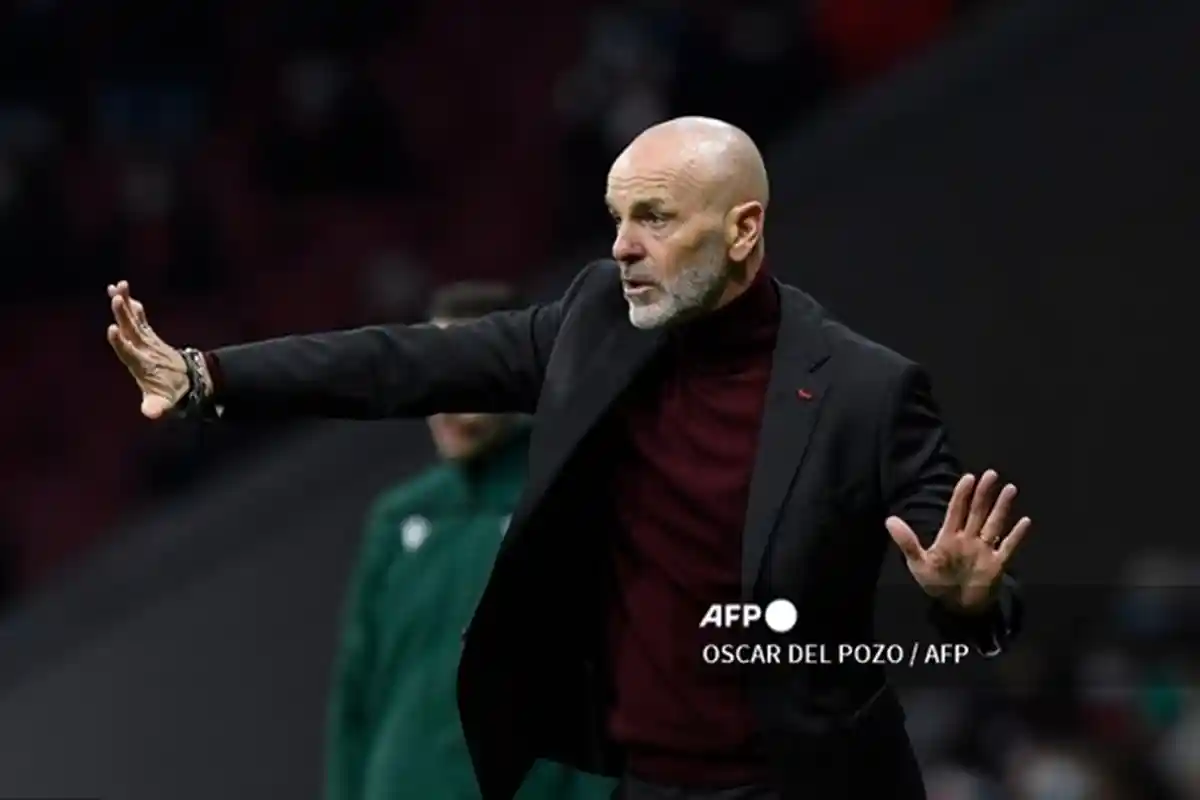 PEMBELAAN Stefano Pioli Soal Performa Lembek AC Milan, Seret Gol Hingga Alasan Naik Pitam ke Wasit