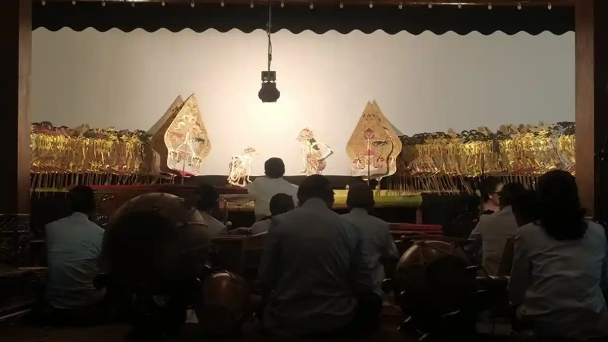 Pentas Wayang Kulit Umbul Donga 100 Hari Wafatnya Ki Manteb Soedharsono, 3 Dalang Main Bergantian