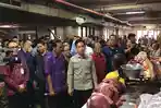 WAPRES Gibran Blusukan ke Pasar Badung, Pedagang Keluhkan Harga Cabai Naik, Pemkot Beri Subsidi