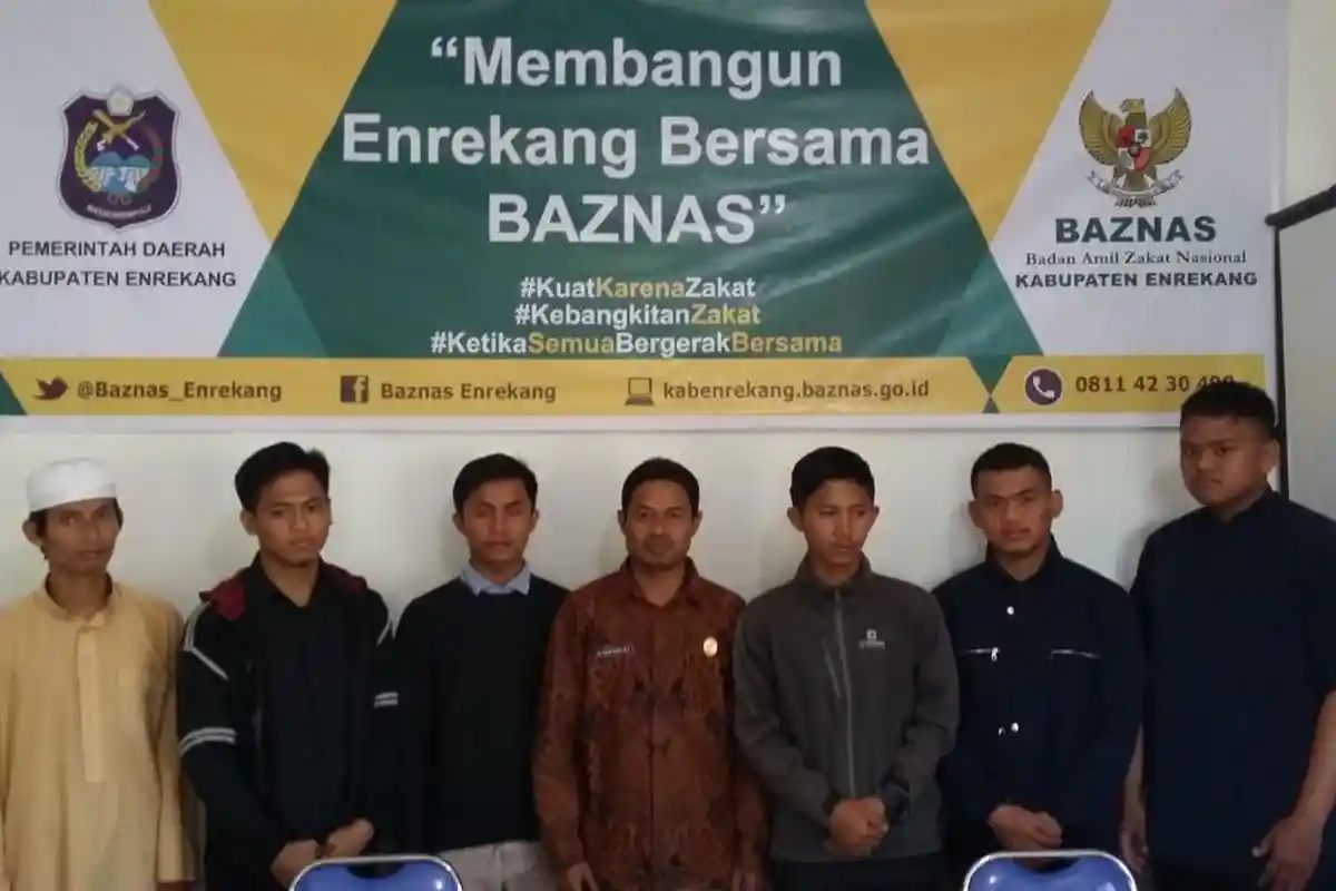 Tahun Ini, Baznas Enrekang Berikan Beasiswa Kepada 50 Mahasiswa Calon Imam dan Da'i