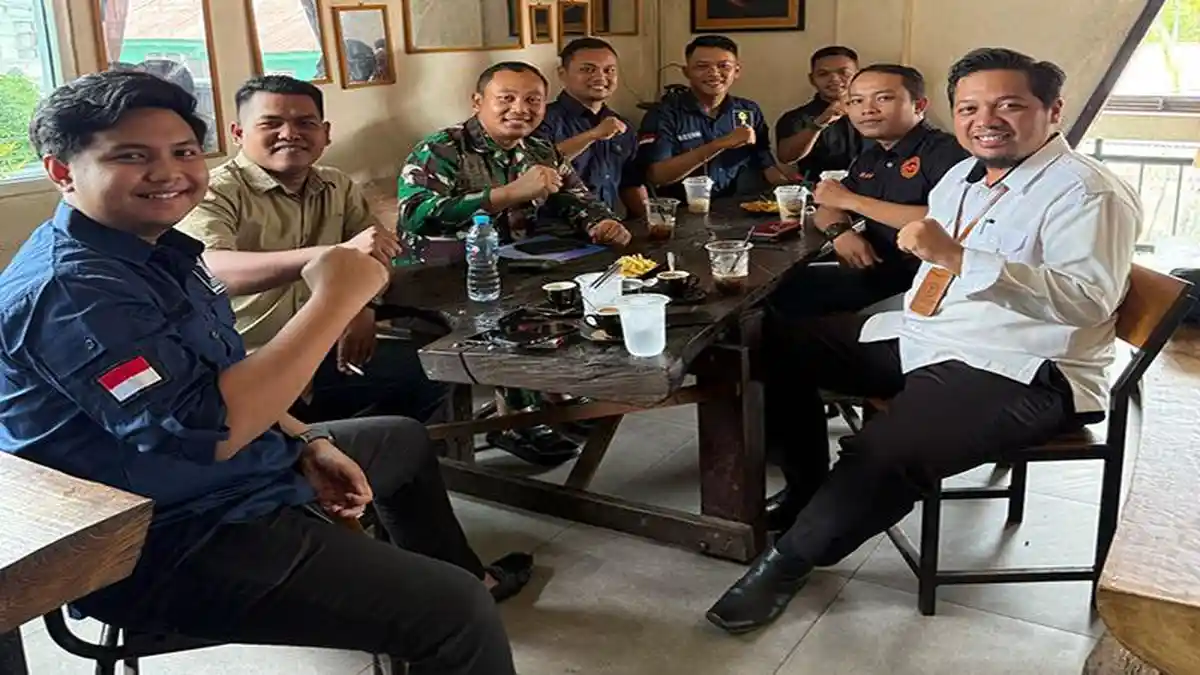 Dandim 1201/Mph Ngopi Santai Bersama HIPMI dan Insan Pers Bahas TMMD