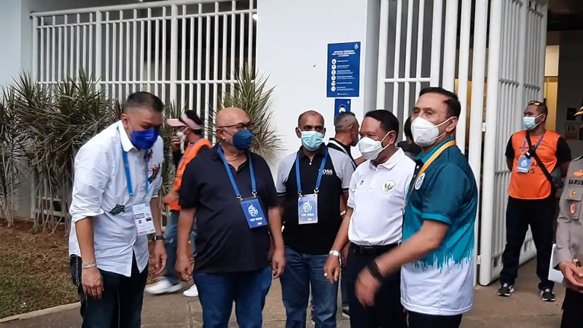 Menpora Pantau Pelaksanaan Kompetisi Liga 1 2021 di Stadion Pakansari Bogor