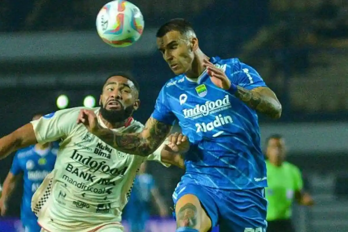 Kabar Buruk bagi Persib Bandung Jelang Hadapi Persis Solo, 4 Pemainnya Absen, Alberto Termasuk