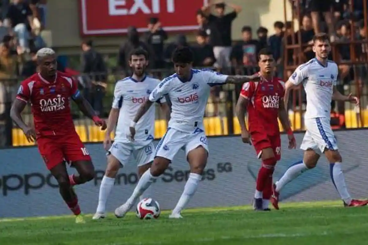 Hasil Skor Persijap Jepara Vs Arema FC di Babak Pertama Imbang 0-0, Diwarnai Hujan Kartu Merah