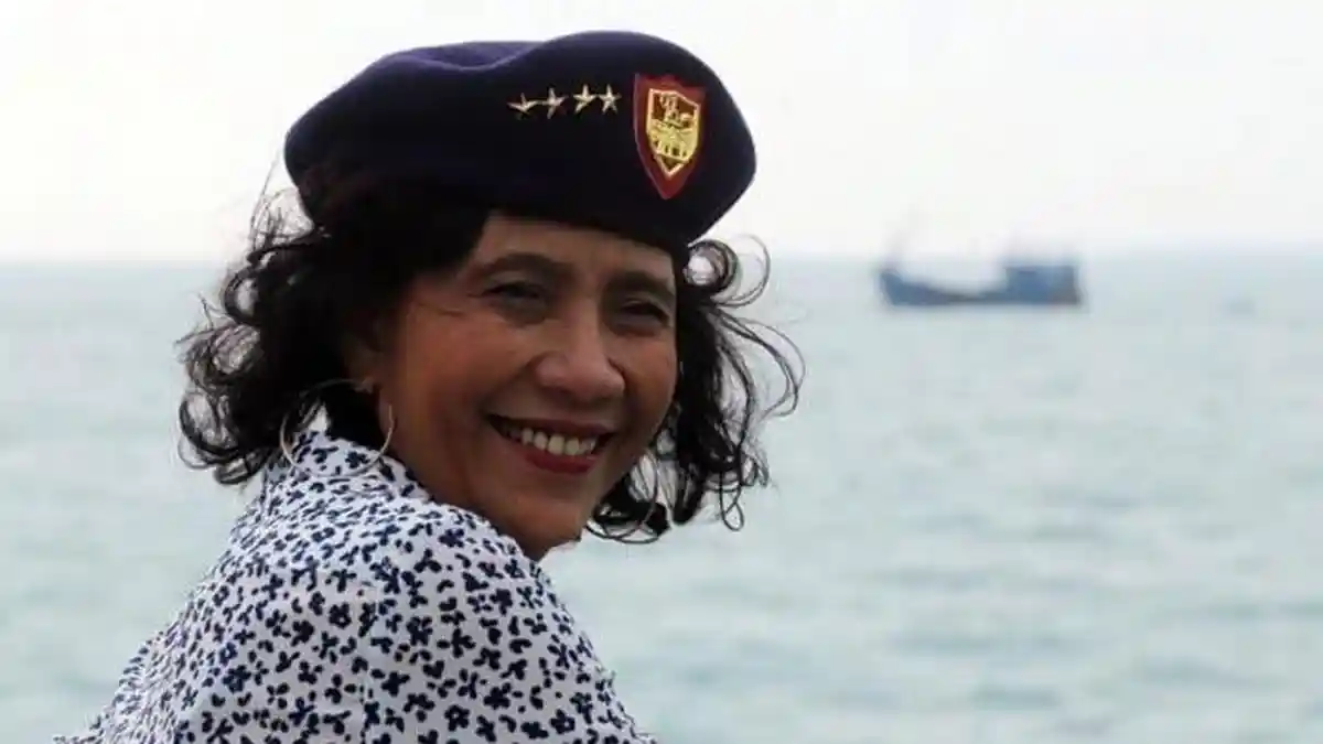 Tak Disangka, Menteri Susi Pudjiastuti yang Dikenal Sangar Bisa Tampil Anggun, Ini Nih Buktinya