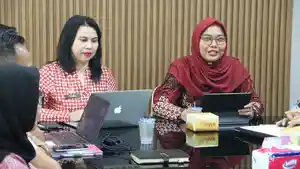 Divisi-Pelayanan-Hukum-dan-HAM-Kanwil-Kemenkumham-Gelar-Rapat.jpg