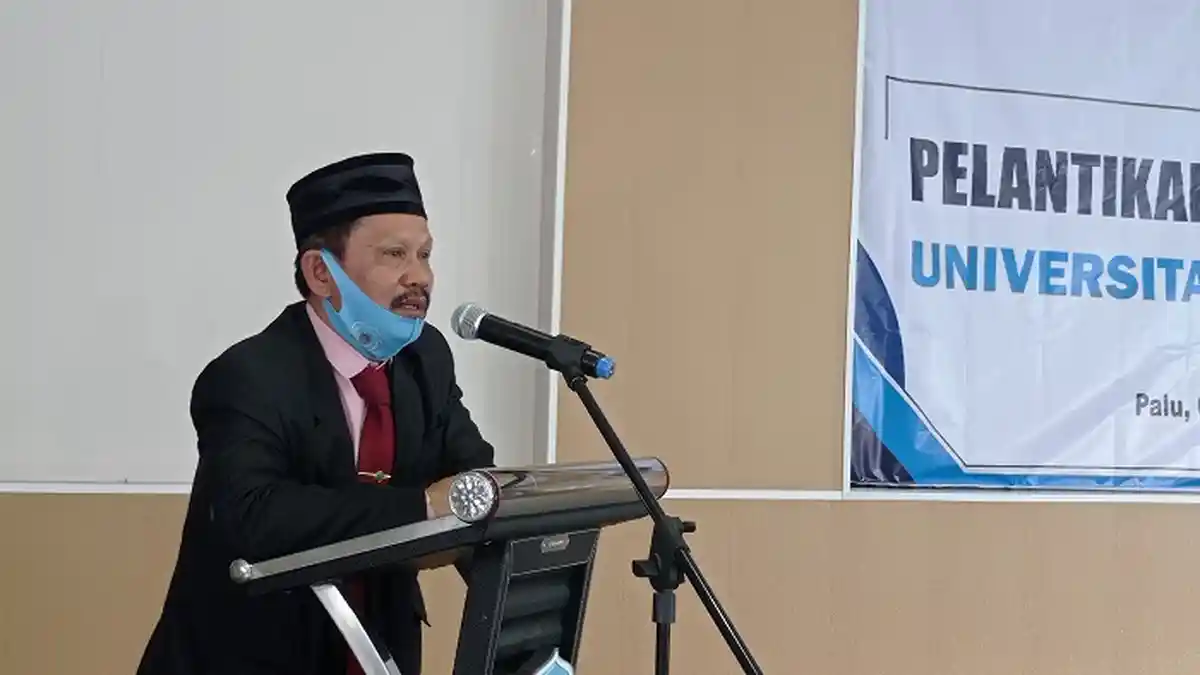 Rektor Unismuh Palu Ajak Dosen Bantu Biaya Kuliah Mahasiswa di Masa Pandemi