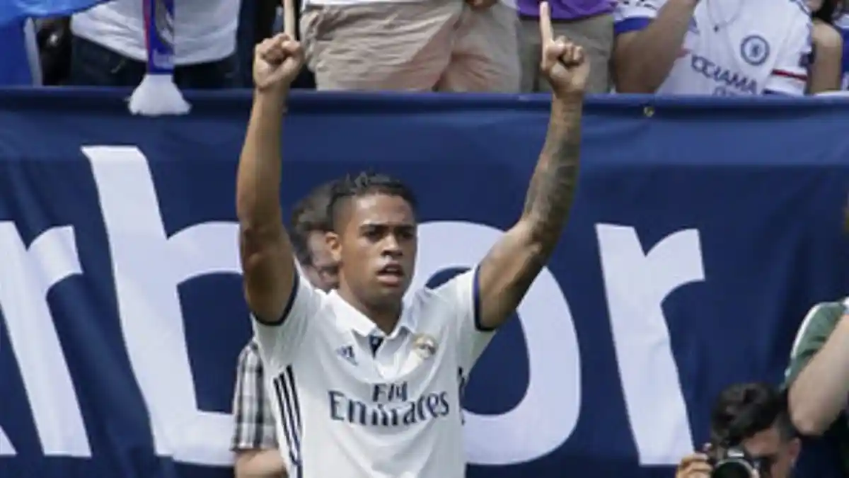 Mariano Diaz Pertama Kali Turun Bareng Tim Senior Real Madrid Cetak Tiga Gol
