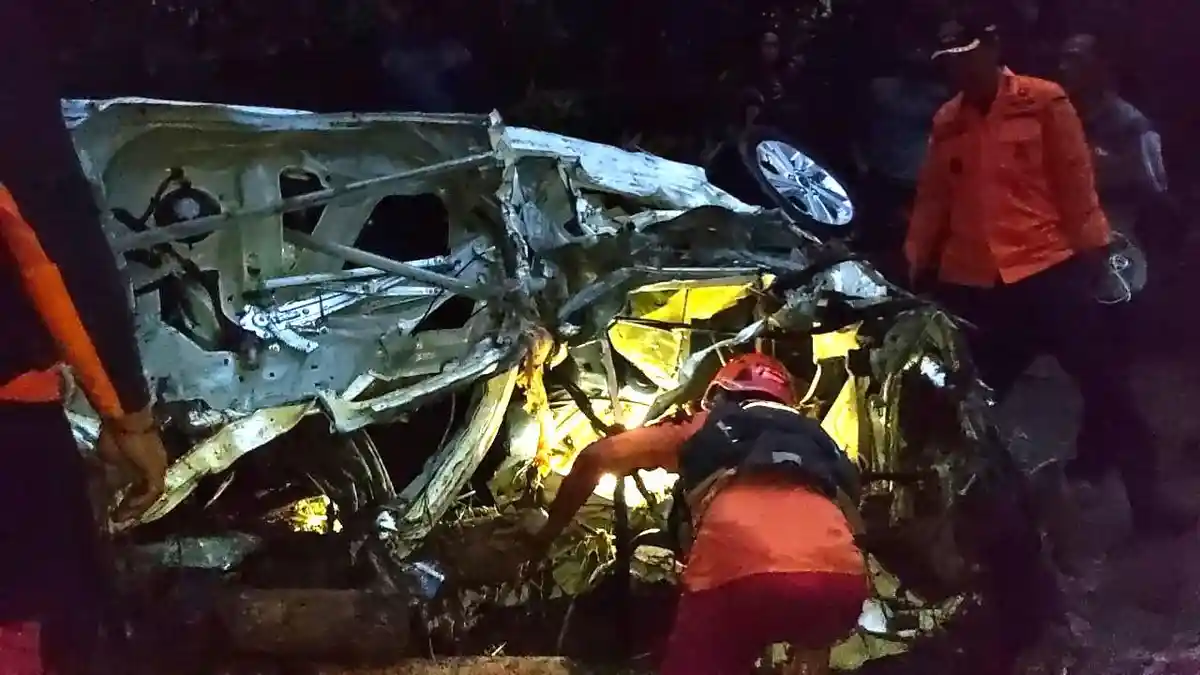 BREAKINGNEWS Mobil yang Terseret Banjir Bandang di Sembahe Milik Warga Medan, Ini Kata Camat