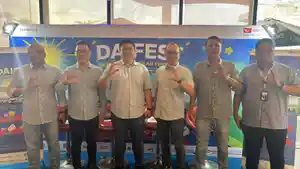 HADIAH-AKHIR-TAHUN-Para-pimpinan-cabang-Daihatsu.jpg