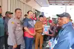 Bantuan-beras-untuk-warga-Bandar-Lampung.jpg