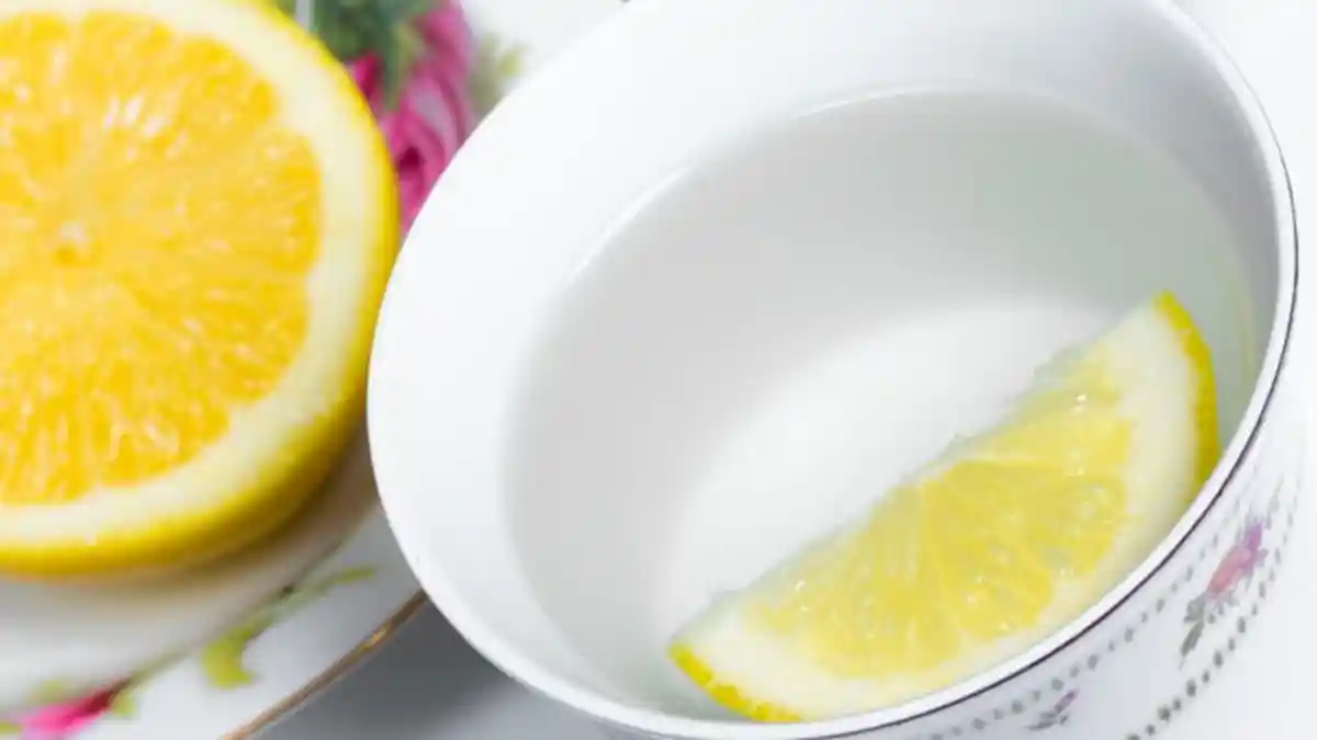 Konsumsi Air Lemon, Pagi Setiap Hari Rasakan Manfaat Luar Biasa, Bisa untuk Mengecilkan Perut Buncit