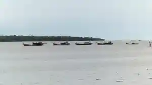 Empat-kapal-tarik-kapal-nelayan-tenggelam-06012025.jpg