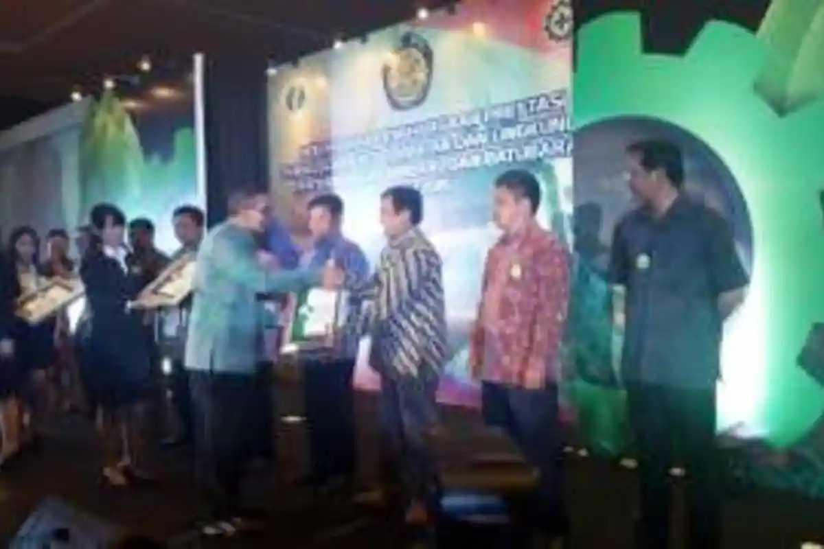 Sakari Group Raih Penghargaan Pengelolaan Keselamatan dan Lingkungan