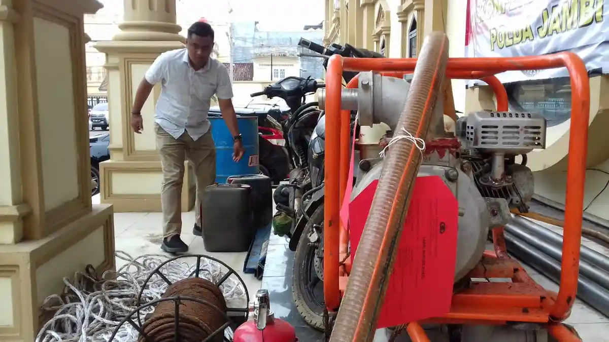 9 Pelaku Illegal Drilling Ditangkap Polisi di Desa Pompa Air, Ini Pembagian Tugas Mereka