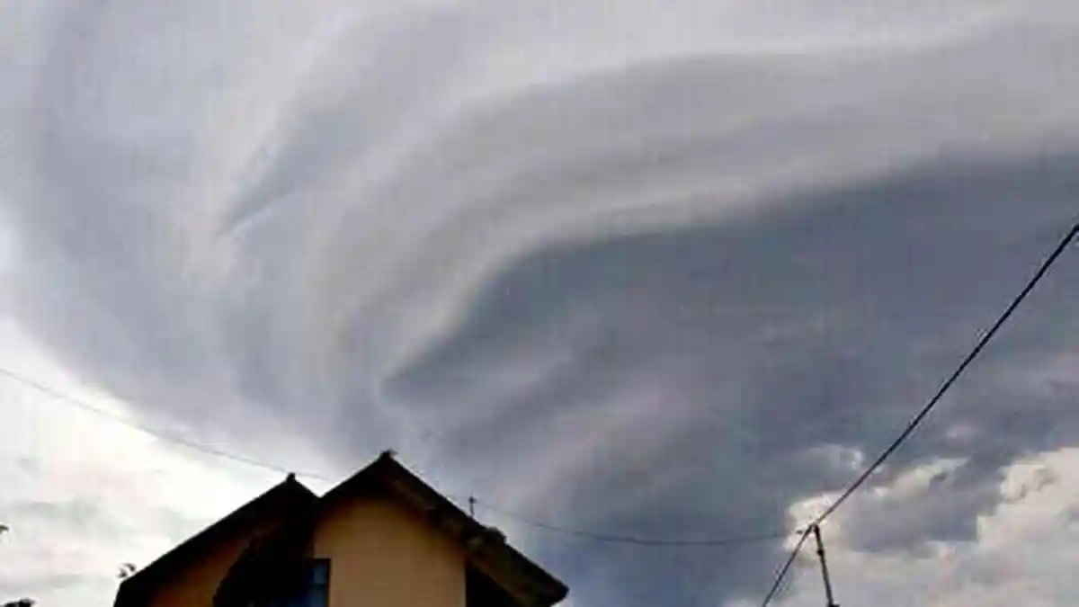 Ramalan Cuaca Kota Malang Minggu 13 Januari 2019, Hujan Turun Pada Siang & Malam Hari