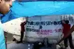 Menuntut Pembebasan Mahasiswa