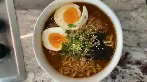 Resep Ramen Kuah Pedas ala Rumahan, Hangat dan Bikin Nagih
