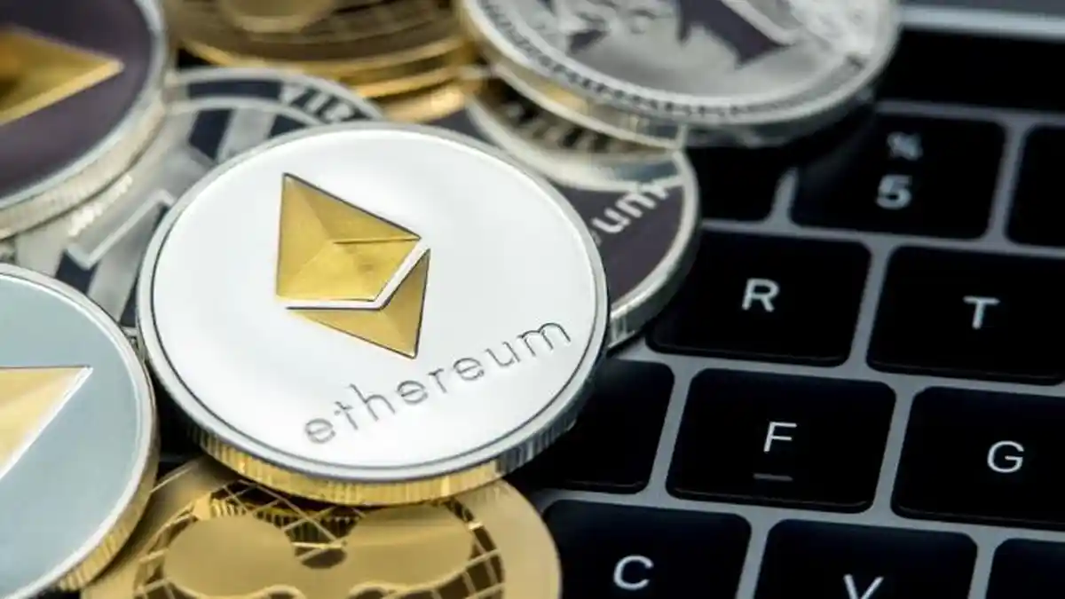 Harga Kripto Hari Ini: Bitcoin Tergelincir, Ethereum dan Token Lainnya Jatuh