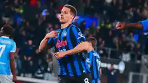 20260423_Pemain-Atalanta-Mario-Pasalic-Merayakan-Gol-ke-Gawang-Lazio.jpg