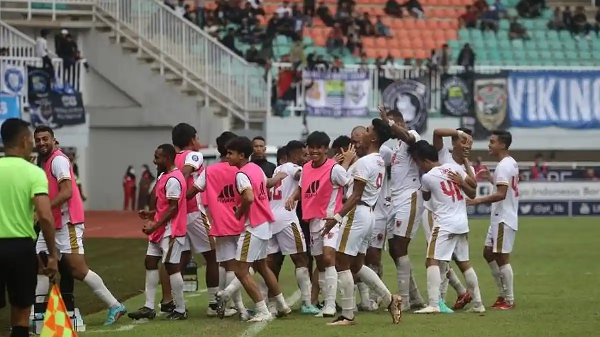 Kelemahan Persib Bandung Setelah Kena Comeback dari PSM Makassar, Strategi Luis Milla Mulai Terbaca