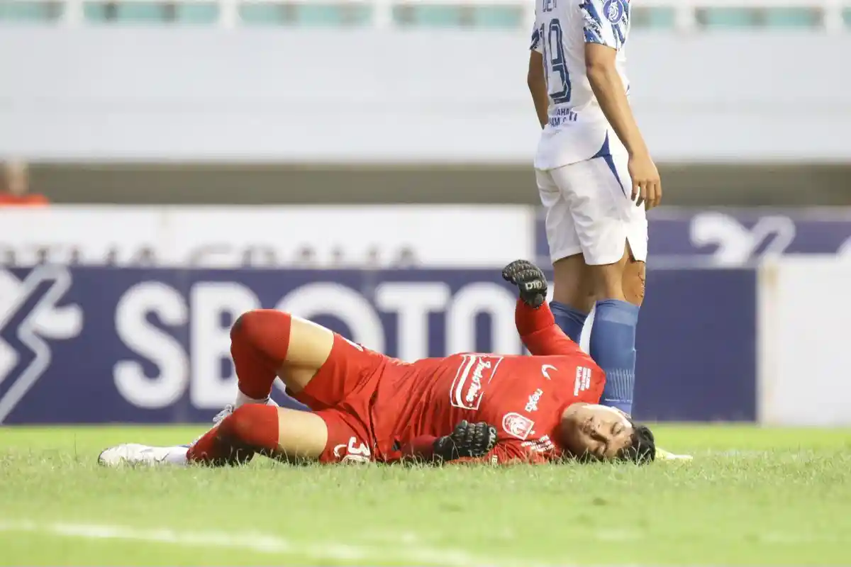 Hasil Persita vs PSIS Babak Pertama: Save Penting Kiper Adi Satryo