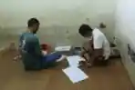 Dua Murid Mengerjakan UN Dibalik Jeruji Mapolsek