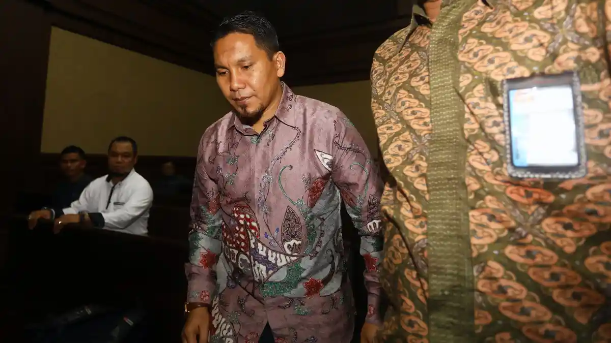 Dituntut 4 Tahun Penjara, Bupati Bener Meriah Bacakan Pembelaan
