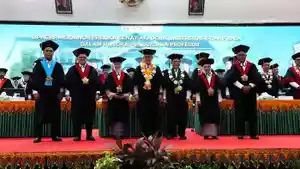 Pengukuhan-lima-profesor-baru-Universitas-Syiah-Kuala-9-6.jpg