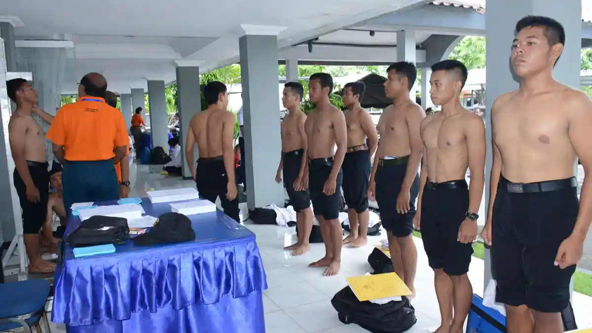 Calon Prajurit TNI AL Panda Surabaya Capai 1.585 Orang