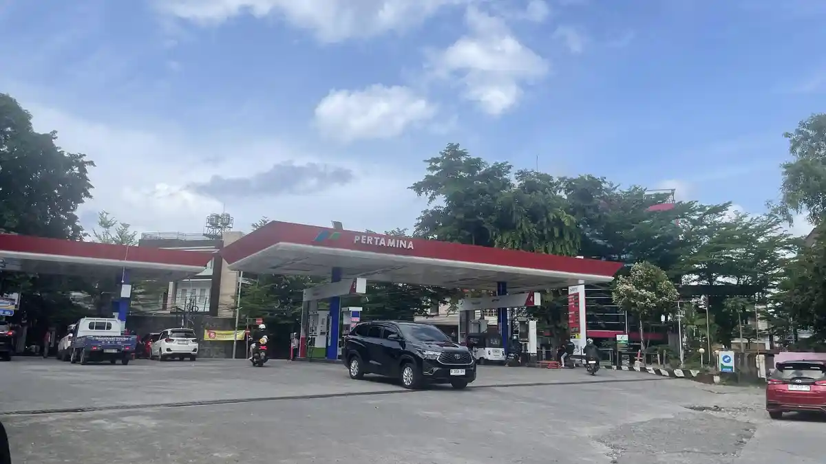 Antrean Normal, Harga BBM Nonsubsidi Pertamax Rp 12.600 di Makassar