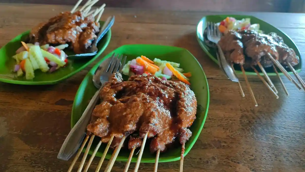Nikmatnya Sate Luber di Pangandaran, Daging Empuk dan Rasa Bumbunya Bikin Nagih
