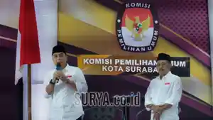 Cak-Eri-pada-acara-debat-kedua-Pilkada-Surabaya-Kamis-21112024.jpg