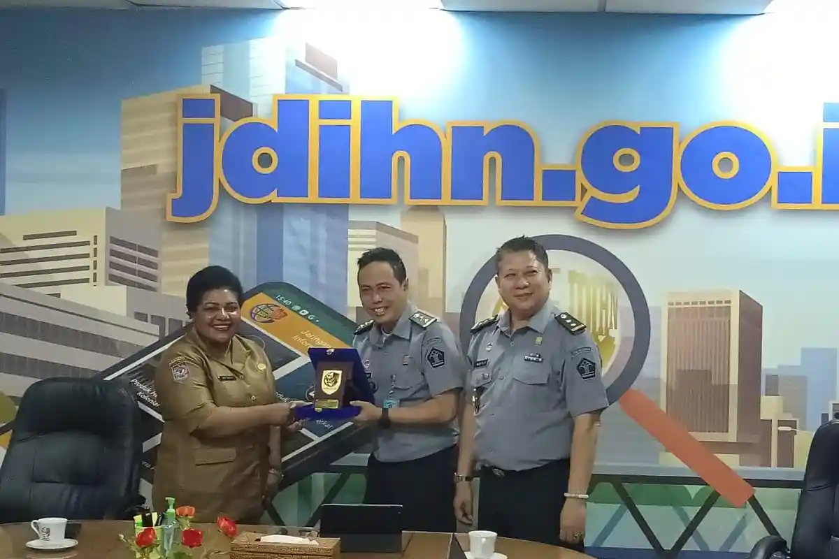 Biro Hukum Setda Papua Barat Daya Konsultasi Jaringan Dokumentasi Informasi Hukum ke Kemenkumham 