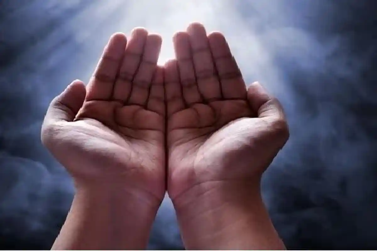 Doa Harian Islam, Bacaanlah Rutin Doa Mohon Rezeki yang Halal