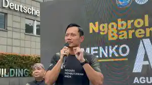AHY-Bicara-soal-Harga-Tiket_3.jpg
