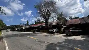 20260428_Pedagang-Warung-Panjang-menolak-penghentian-aktivitas-dan-meminta-pembinaan.jpg