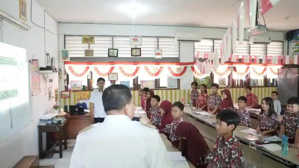 Cuaca Ekstrem, Siswa di Makassar Belajar Online hingga 28 Februari