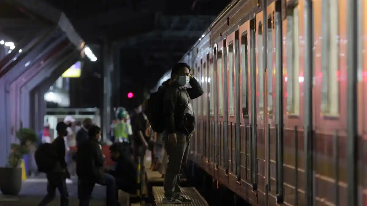 Selama Periode Larangan Mudik Jadwal Operasional KRL Disesuaikan