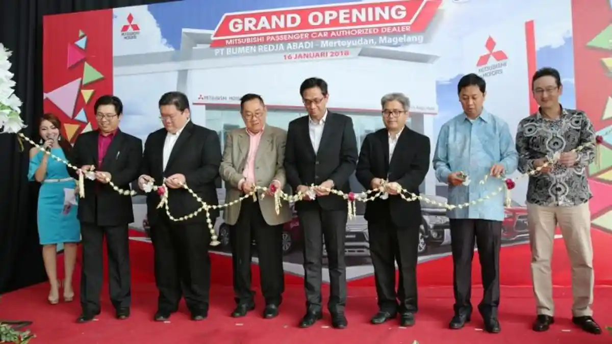 Mitsubishi Resmikan Diler Kendaraan Penumpang Pertama di Magelang