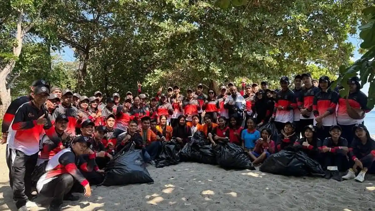 Jajaran Kejaksaan Negeri Sikka NTT Lakukan Aksi Peduli Lingkungan - Pos ...