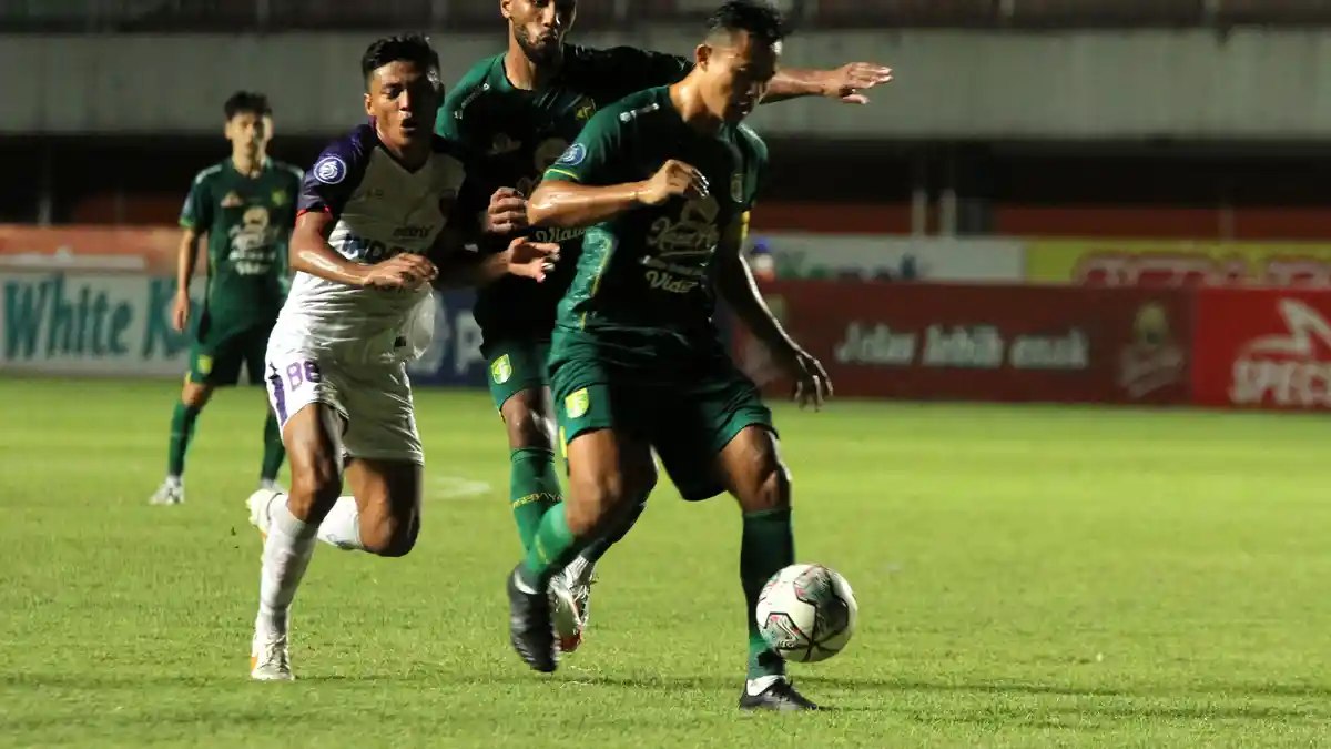 Rumor Transfer Persebaya, 2 Kapten Bajul Ijo Disebut Merapat ke Persib dan Rans Cilegon