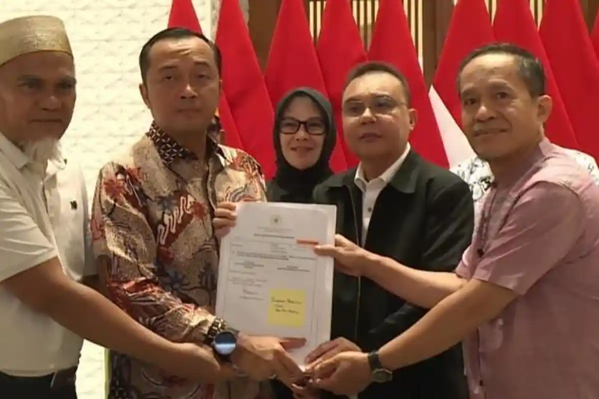 Rasnal dan Abdul Muis Direhabilitasi, Polisi yang Tersangkakan 2 Guru SMAN 1 Luwu Utara Diperiksa