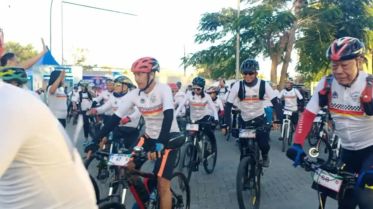 Dukung Kesehatan dan Kebugaran, Komunitas Gowes Lakukan Tour Kupang-SoE Timor Tengah Selatan
