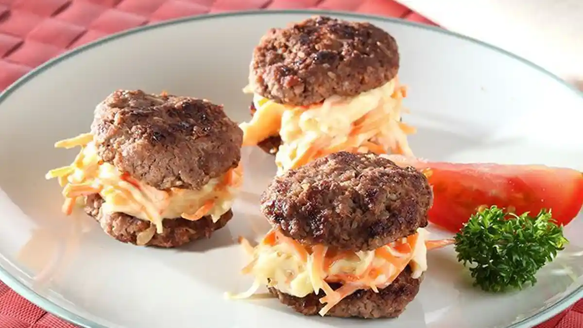 Cara Bikin Daging Burger Panggang Super Enak, Menu Ala Resto yang Mudah Membuatnya