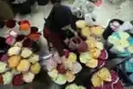 Penjualan Bunga Mawar Meningkat Jelang Hari Valentine