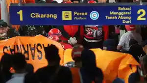 Guru-SD-ikut-jadi-korban-tewas-kecelakaan-kereta-di-Bekasi.jpg