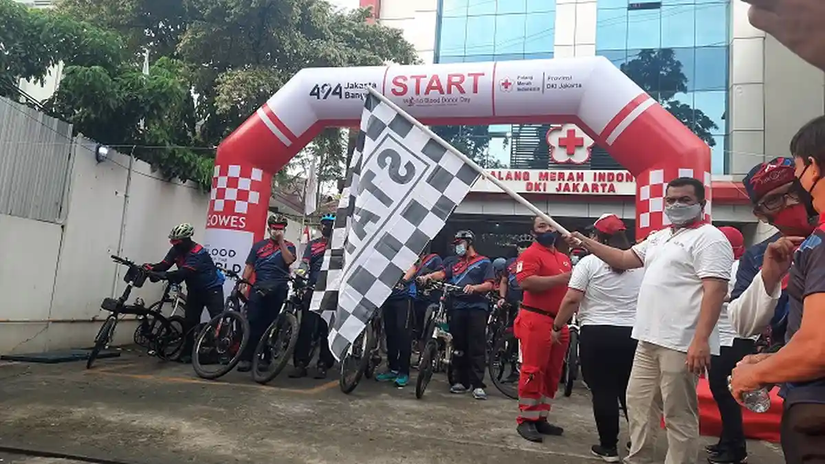 Jelang Hari Donor Darah Sedunia 200 Pesepeda Gowes Kemanusiaan