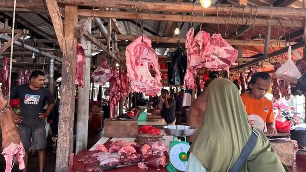 Jelang H-2 Iduladha, Harga Daging di Pangkalpinang Stabil tapi Pembeli Sepi