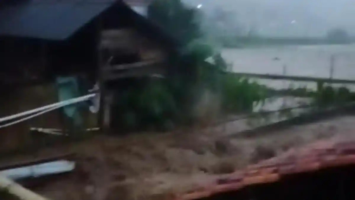 Banjir Bandang di Sumedang, Wisatawan Asal Indramayu Hanyut Terseret